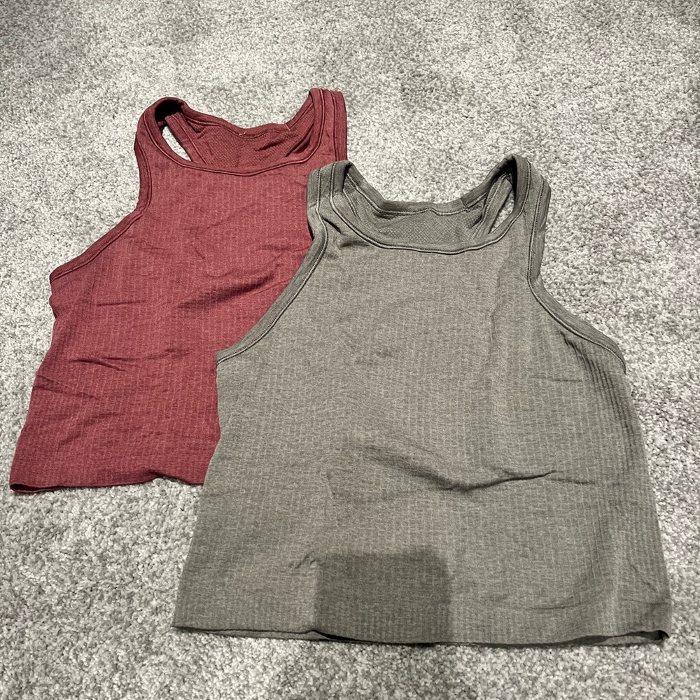 Lululemon Bundle of Two Ebb to Street Cropped Racerback Tanks